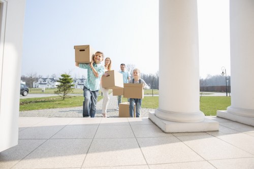 Removal van support for a local move in Isle of Dogs