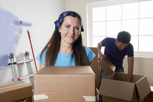 Removal van service for moving homes in Isle of Dogs